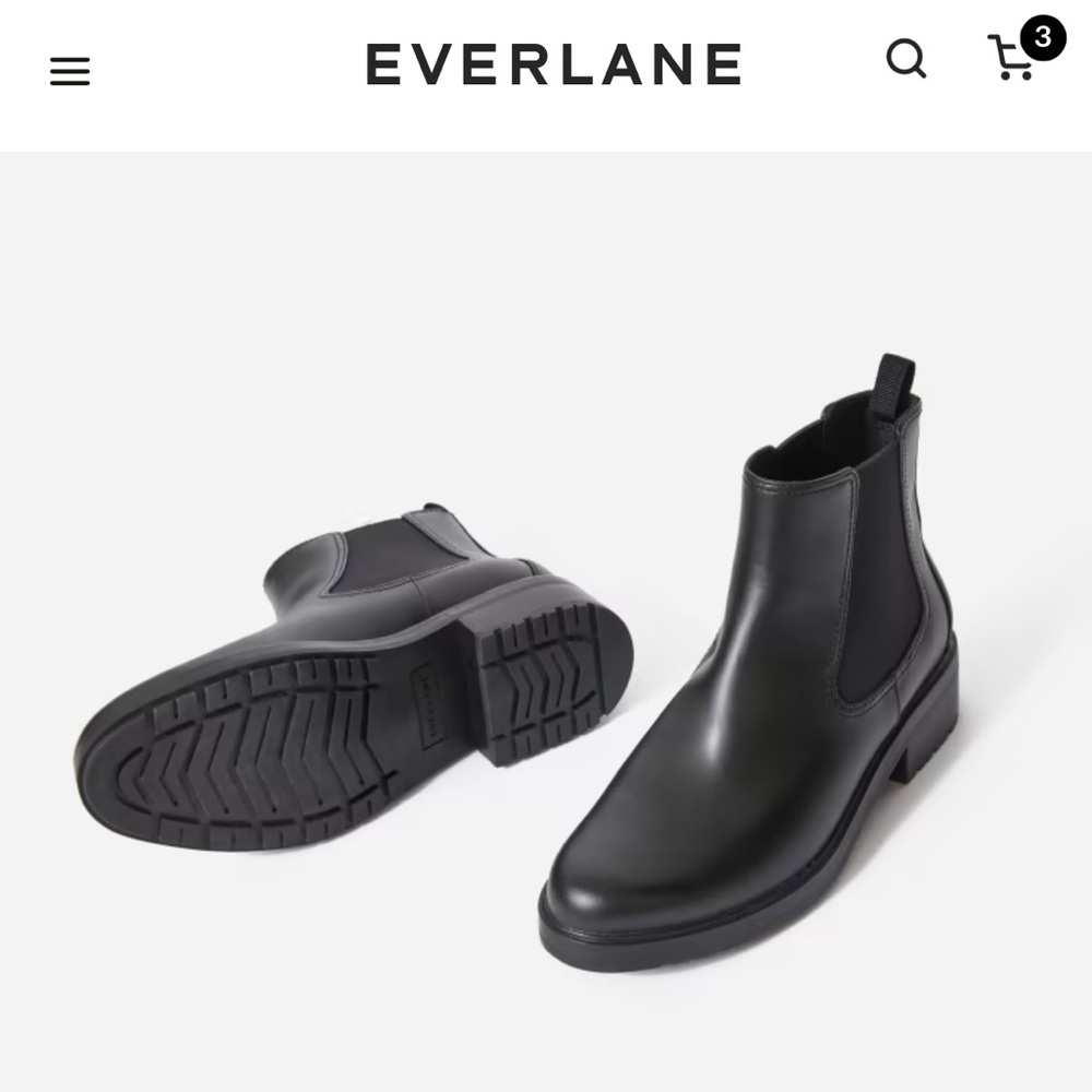 New Everlane leather modern Chelsea boots black size 5.5 women has 1.5”heel.